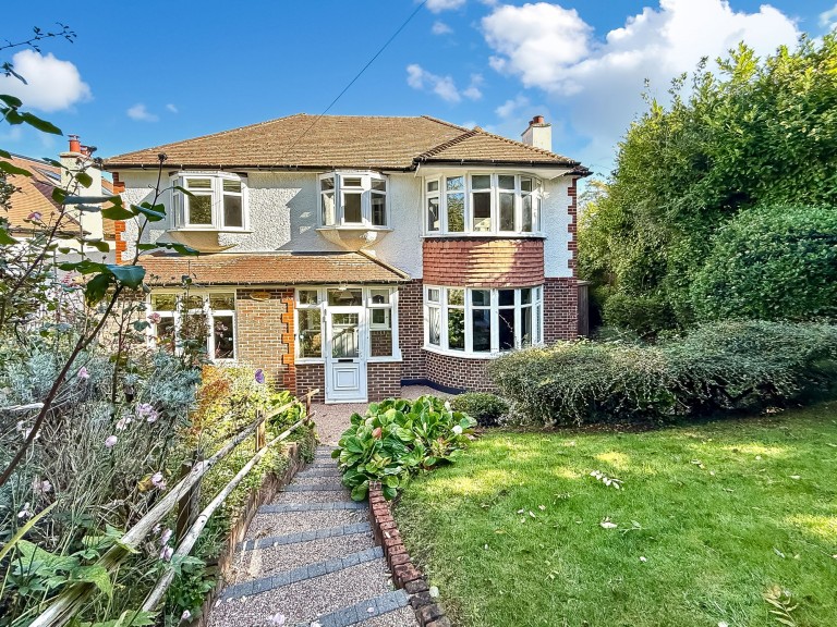 Hawkhirst Road, Kenley, CR8 - EAID:4238971326, BID:111a20da-ac98-4726-afab-e685f1b287bd