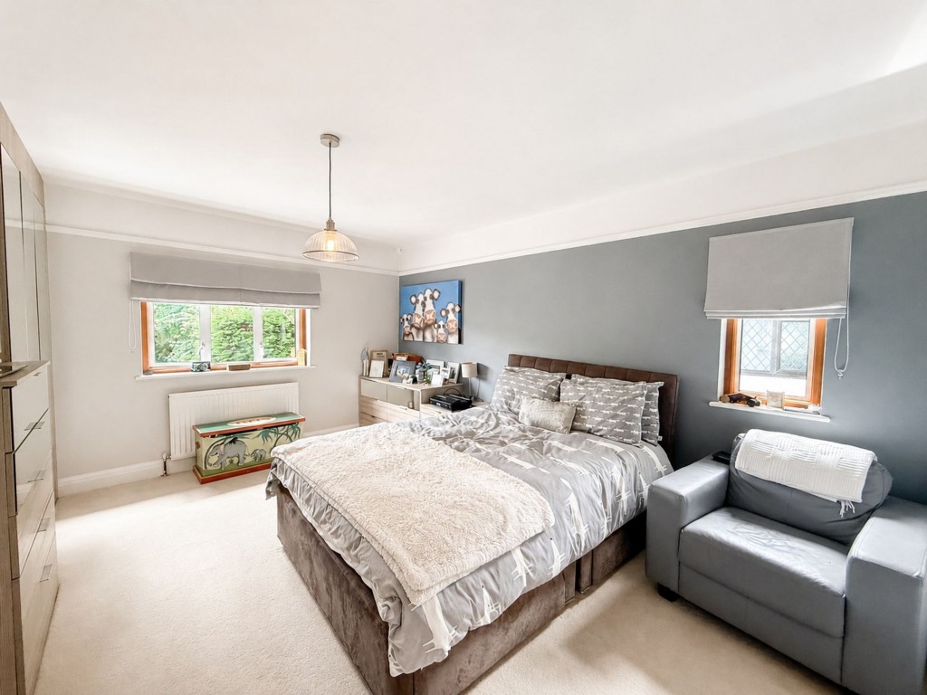 Images for Woodcote Road, Wallington, SM6 EAID:4238971326 BID:111a20da-ac98-4726-afab-e685f1b287bd