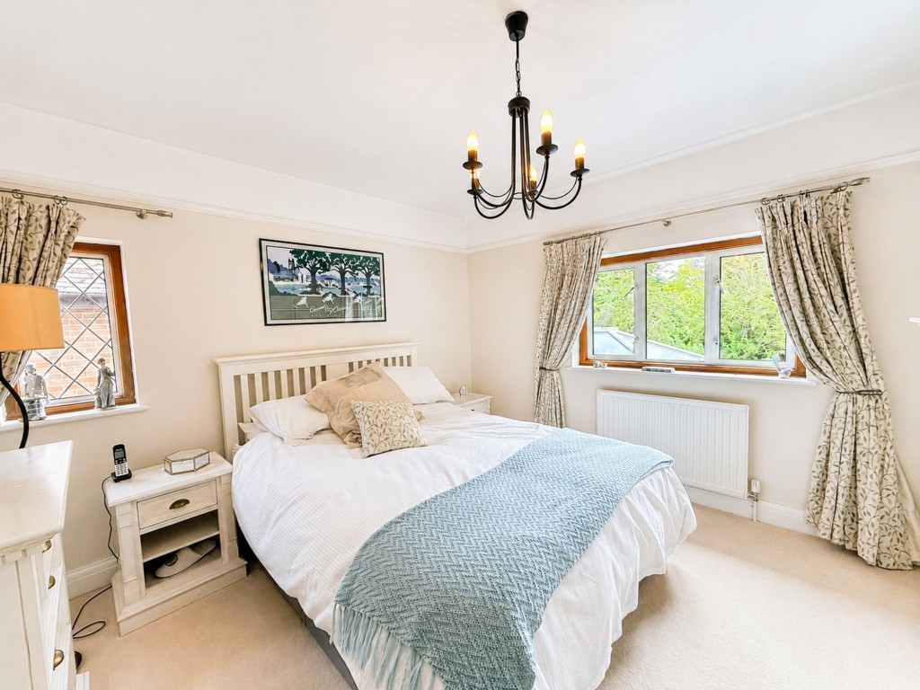 Images for Woodcote Road, Wallington, SM6 EAID:4238971326 BID:111a20da-ac98-4726-afab-e685f1b287bd