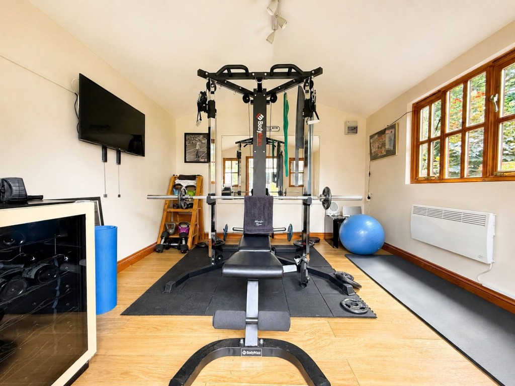 Images for Woodcote Road, Wallington, SM6 EAID:4238971326 BID:111a20da-ac98-4726-afab-e685f1b287bd