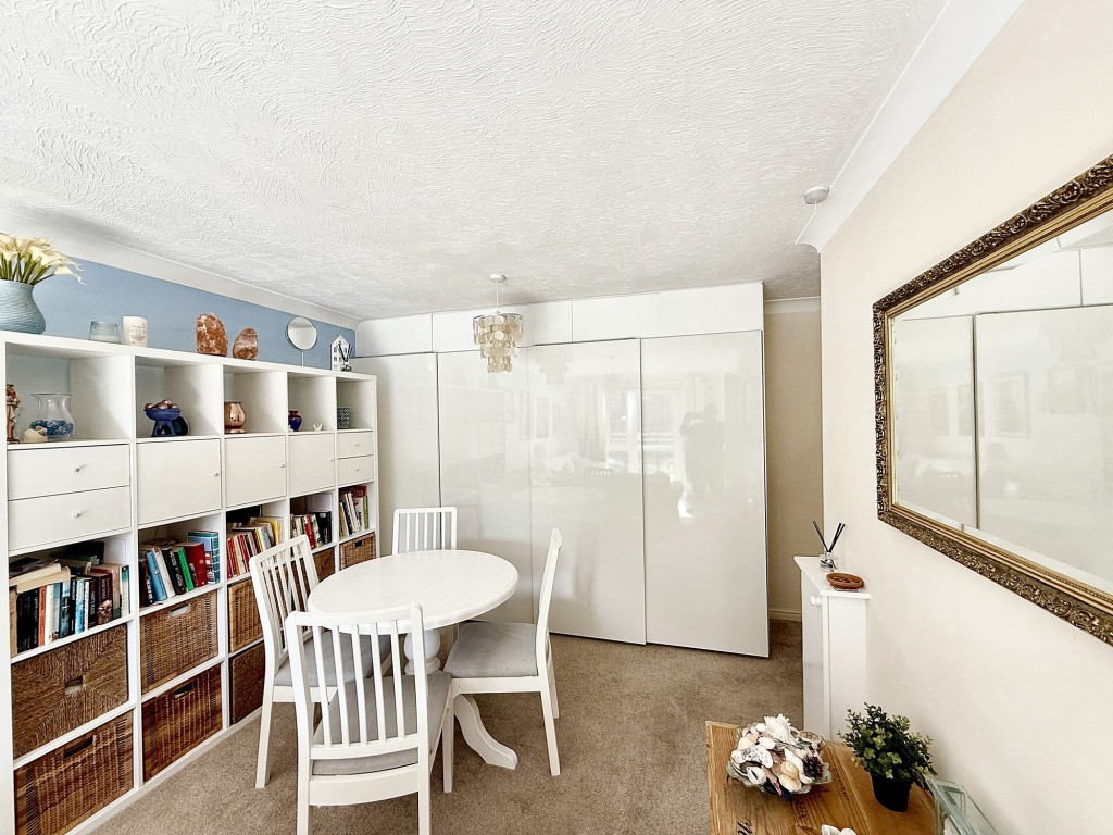 Images for Foxley Lane, Reynard Court, CR8 EAID:4238971326 BID:111a20da-ac98-4726-afab-e685f1b287bd