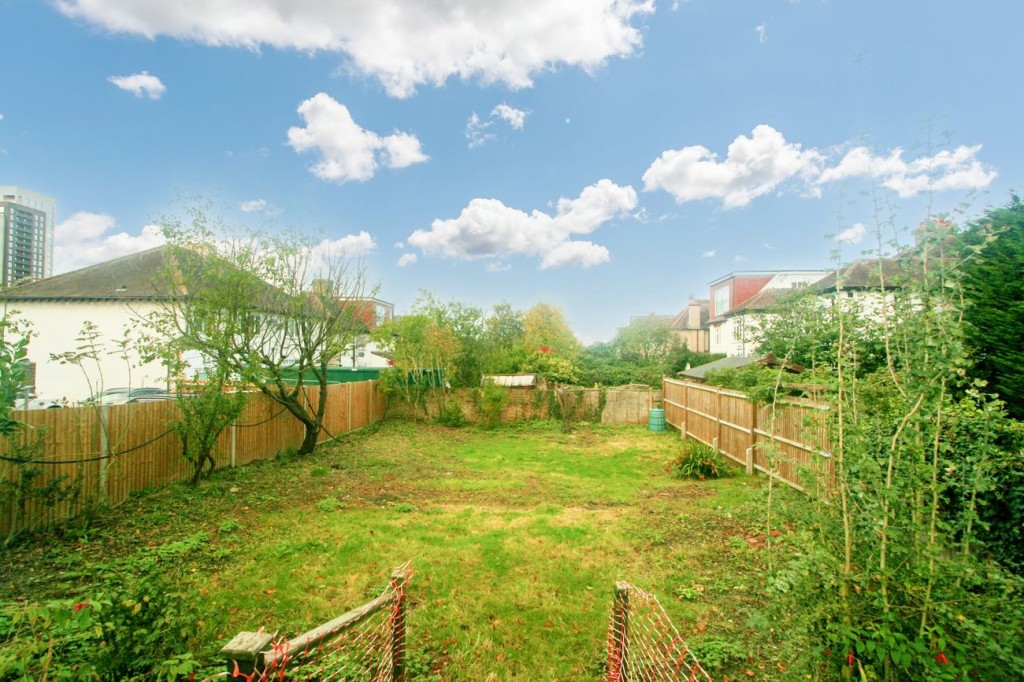 Images for Addiscombe Road, Croydon, CR0 EAID:4238971326 BID:111a20da-ac98-4726-afab-e685f1b287bd