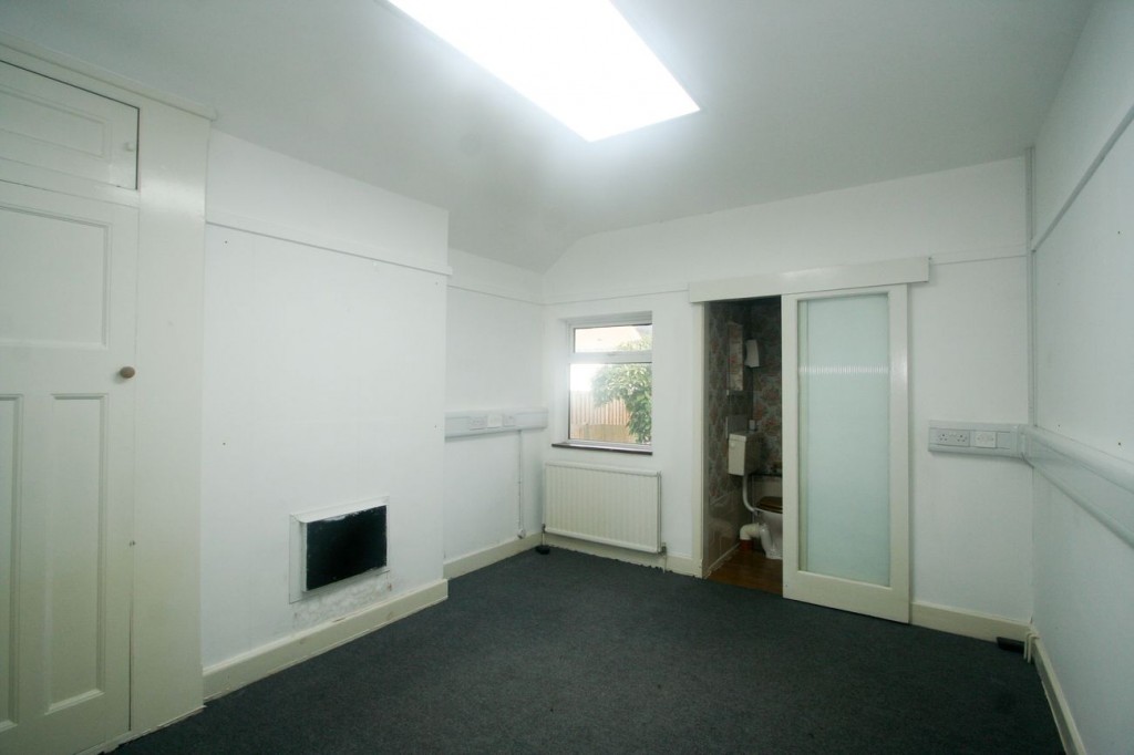 Images for Addiscombe Road, Croydon, CR0 EAID:4238971326 BID:111a20da-ac98-4726-afab-e685f1b287bd