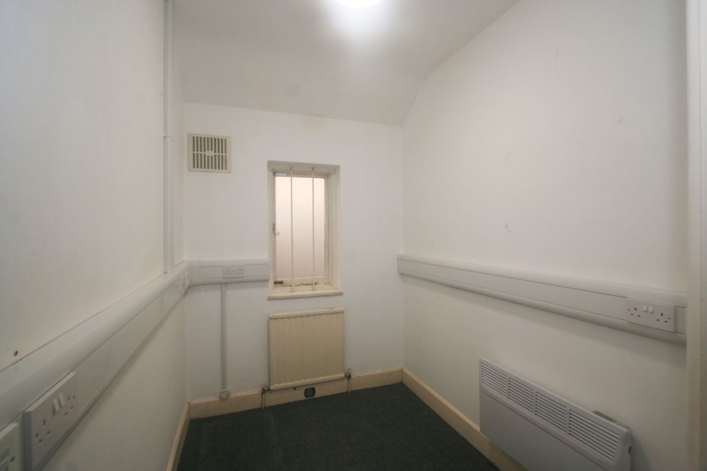 Images for Addiscombe Road, Croydon, CR0 EAID:4238971326 BID:111a20da-ac98-4726-afab-e685f1b287bd