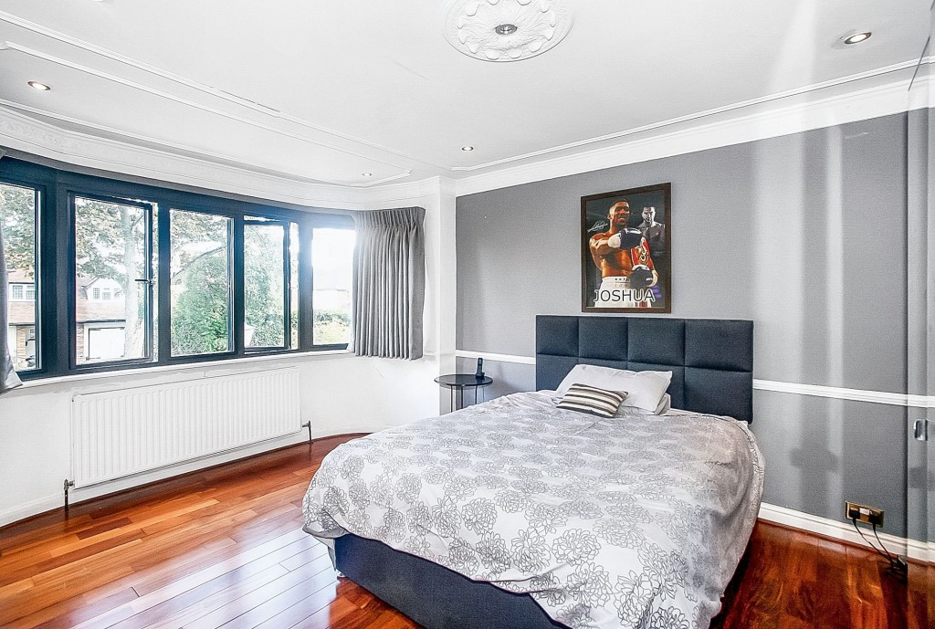 Images for Lordsbury Field, Wallington, SM6 EAID:4238971326 BID:111a20da-ac98-4726-afab-e685f1b287bd