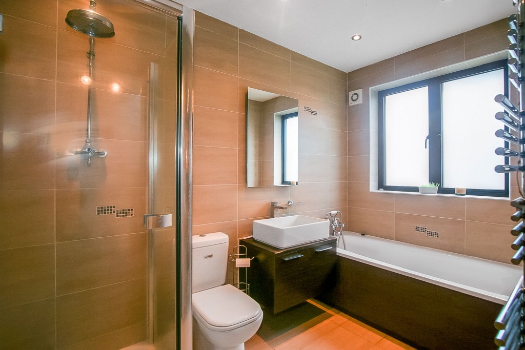 Images for Lordsbury Field, Wallington, SM6 EAID:4238971326 BID:111a20da-ac98-4726-afab-e685f1b287bd