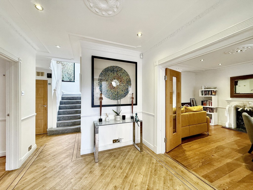 Images for Lordsbury Field, Wallington, SM6 EAID:4238971326 BID:111a20da-ac98-4726-afab-e685f1b287bd