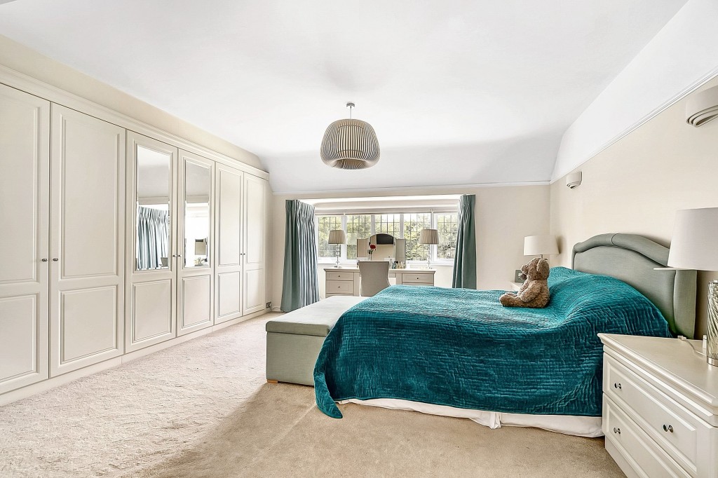 Images for High Drive, Woldingham, CR3 EAID:4238971326 BID:111a20da-ac98-4726-afab-e685f1b287bd