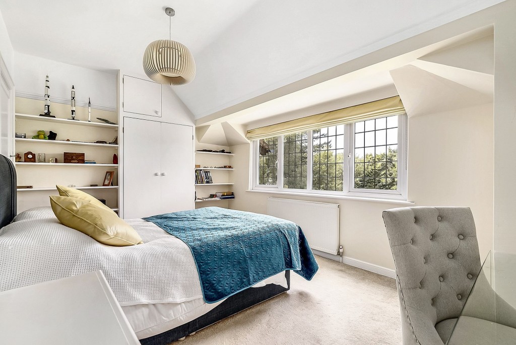 Images for High Drive, Woldingham, CR3 EAID:4238971326 BID:111a20da-ac98-4726-afab-e685f1b287bd