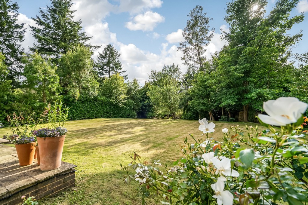 Images for High Drive, Woldingham, CR3 EAID:4238971326 BID:111a20da-ac98-4726-afab-e685f1b287bd