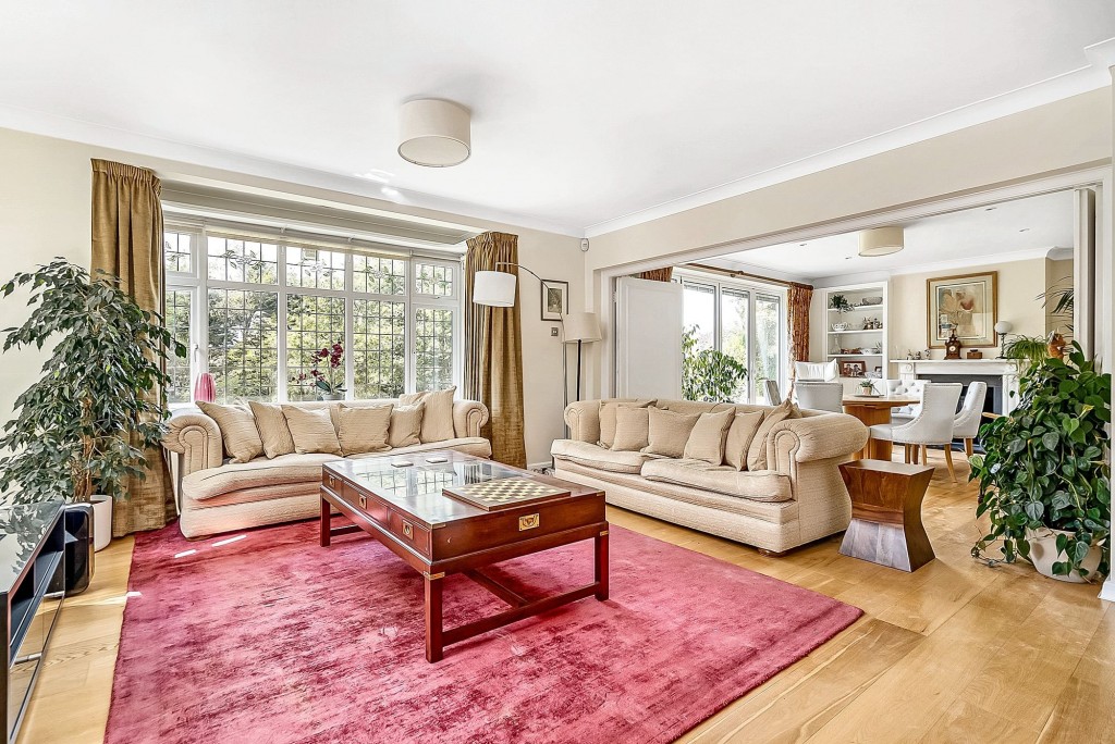 Images for High Drive, Woldingham, CR3 EAID:4238971326 BID:111a20da-ac98-4726-afab-e685f1b287bd