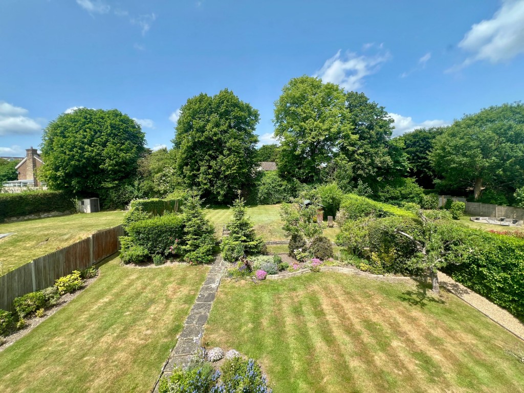 Images for The Drive, Coulsdon, CR5 EAID:4238971326 BID:111a20da-ac98-4726-afab-e685f1b287bd