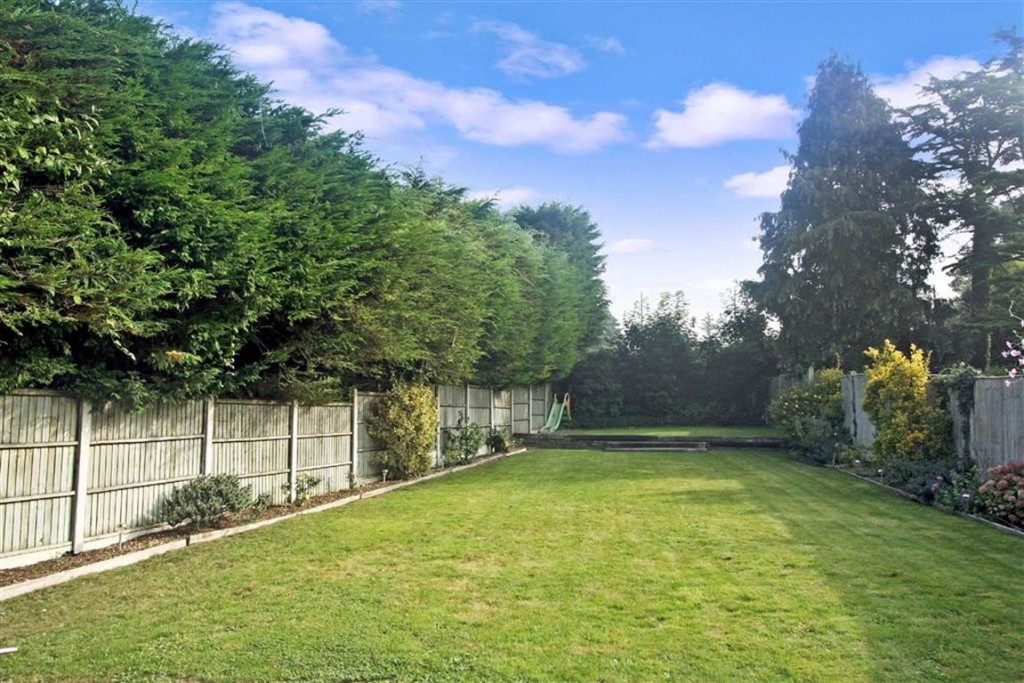 Images for Upper Selsdon Road, Selsdon, Surrey EAID:SHINEROCKSPAPI BID:1