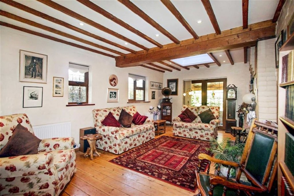 Images for Woodcote Grove, West Coulsdon, Surrey EAID:SHINEROCKSPAPI BID:1