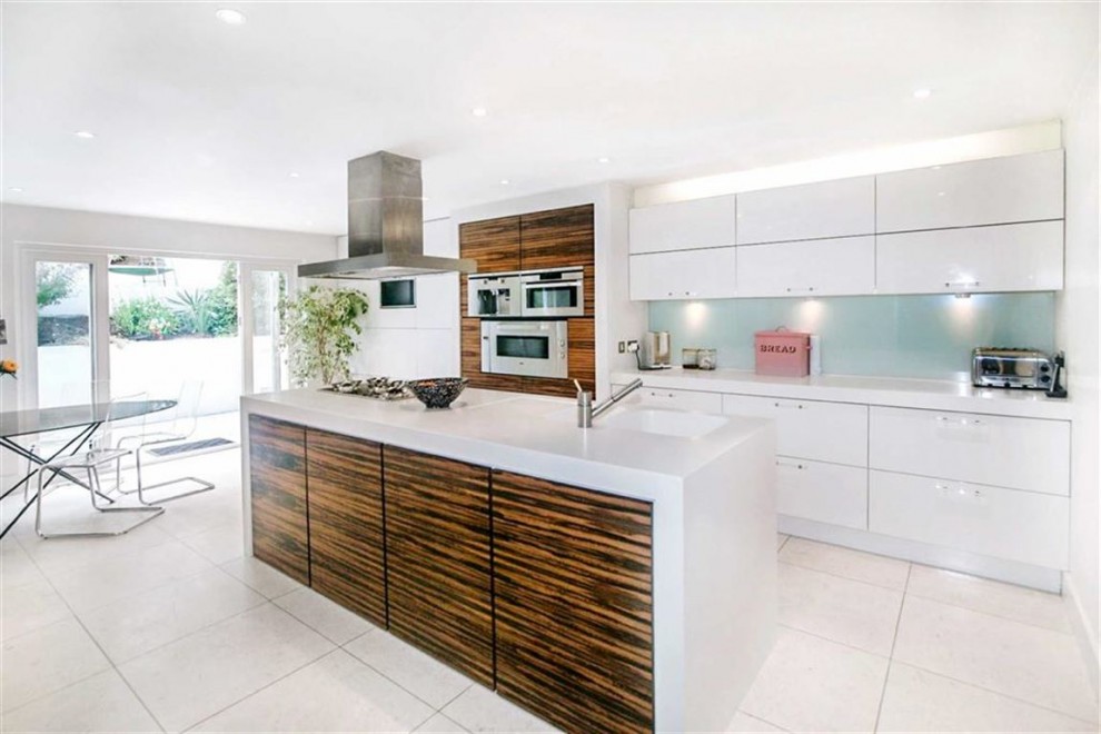 3 bedroom House Detached for sale in Purley