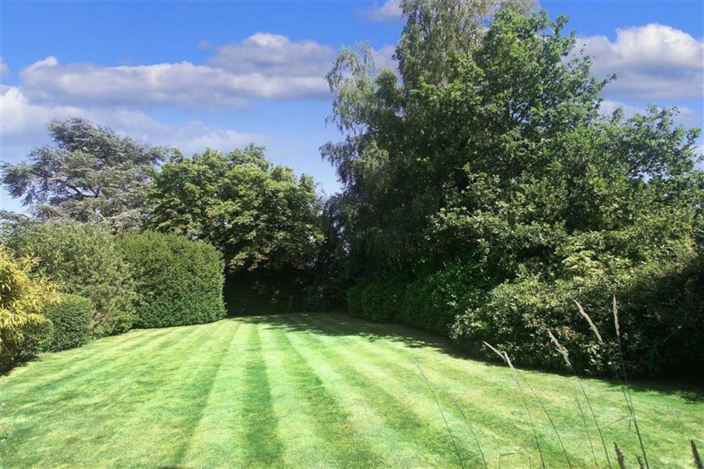 4 bedroom House Detached for sale in Croydon, Whitgift Foundation