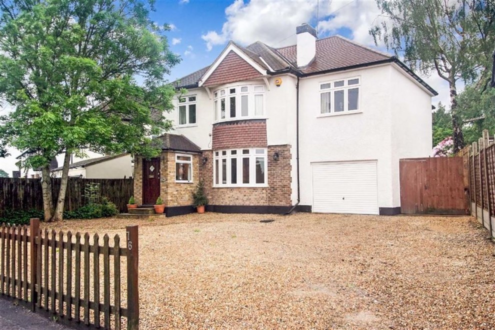 5 bedroom House Detached for sale in Warlingham