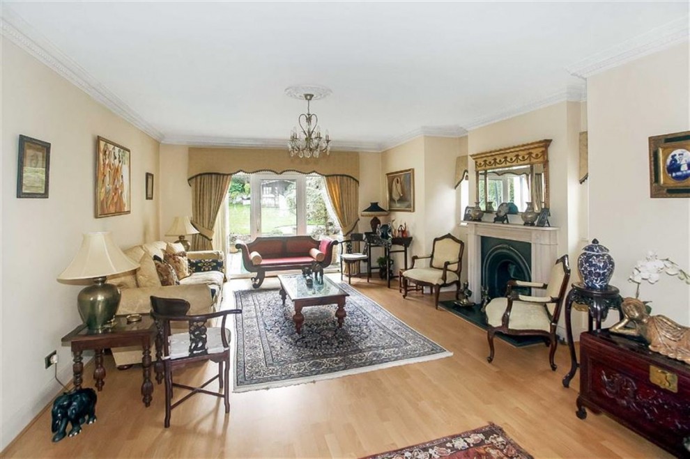 5 bedroom House Detached for sale in Purley