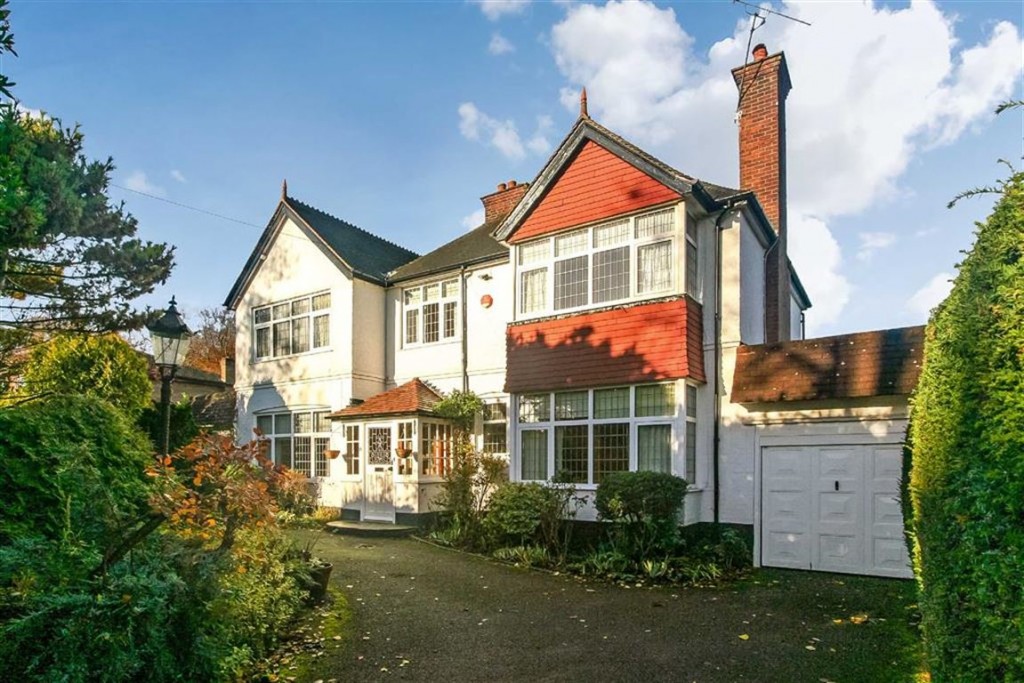 Images for Box Ridge Avenue, West Purley, Surrey EAID:SHINEROCKSPAPI BID:1