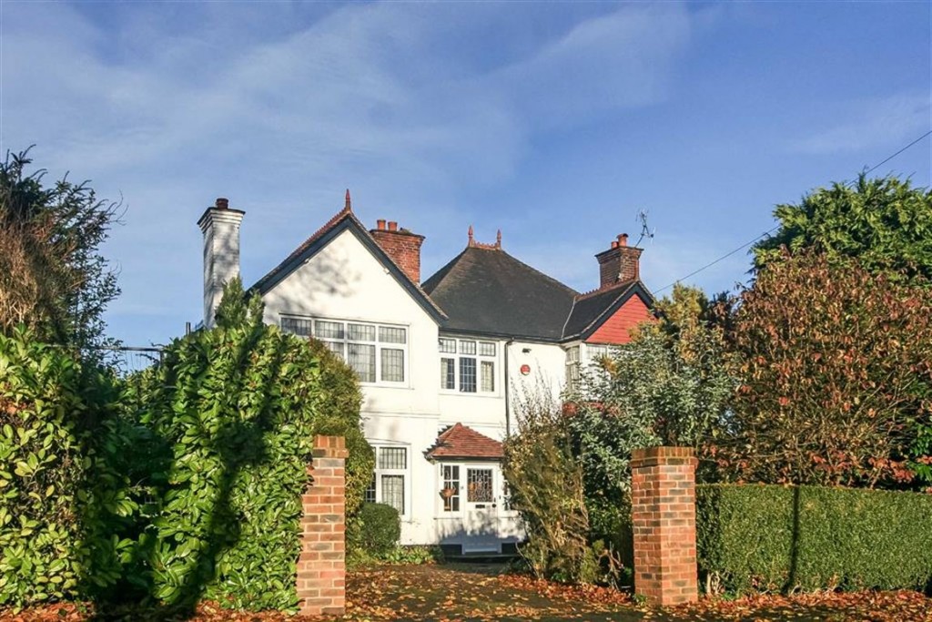 Images for Box Ridge Avenue, West Purley, Surrey EAID:SHINEROCKSPAPI BID:1