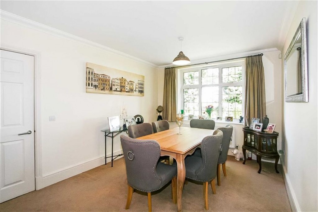 Images for Sovereign Close, Purley, Surrey EAID:SHINEROCKSPAPI BID:1