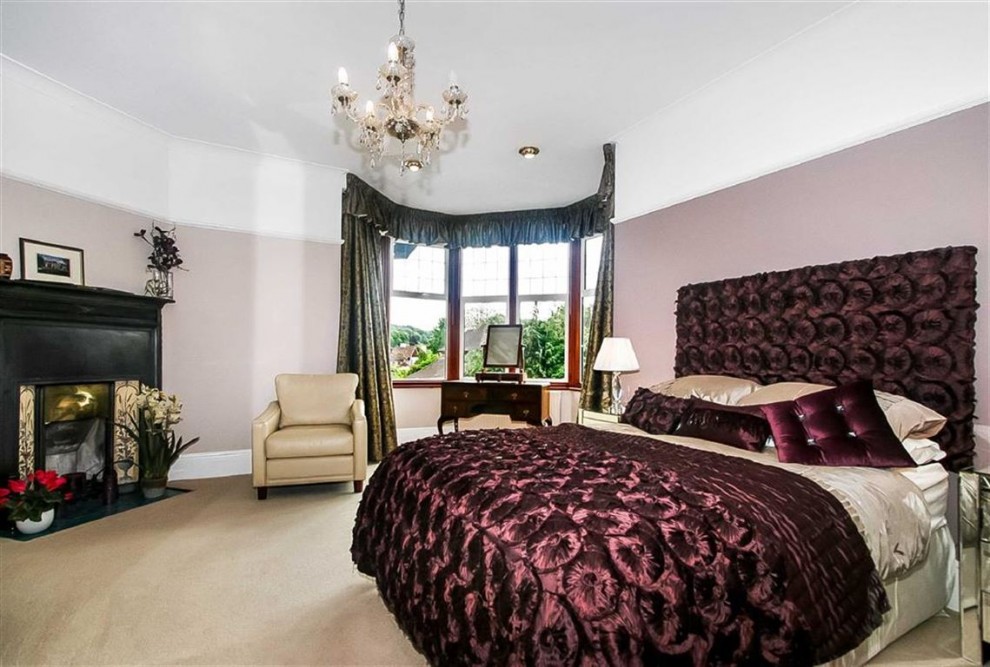 7 bedroom detached house for sale in Croham Hurst, South Croydon