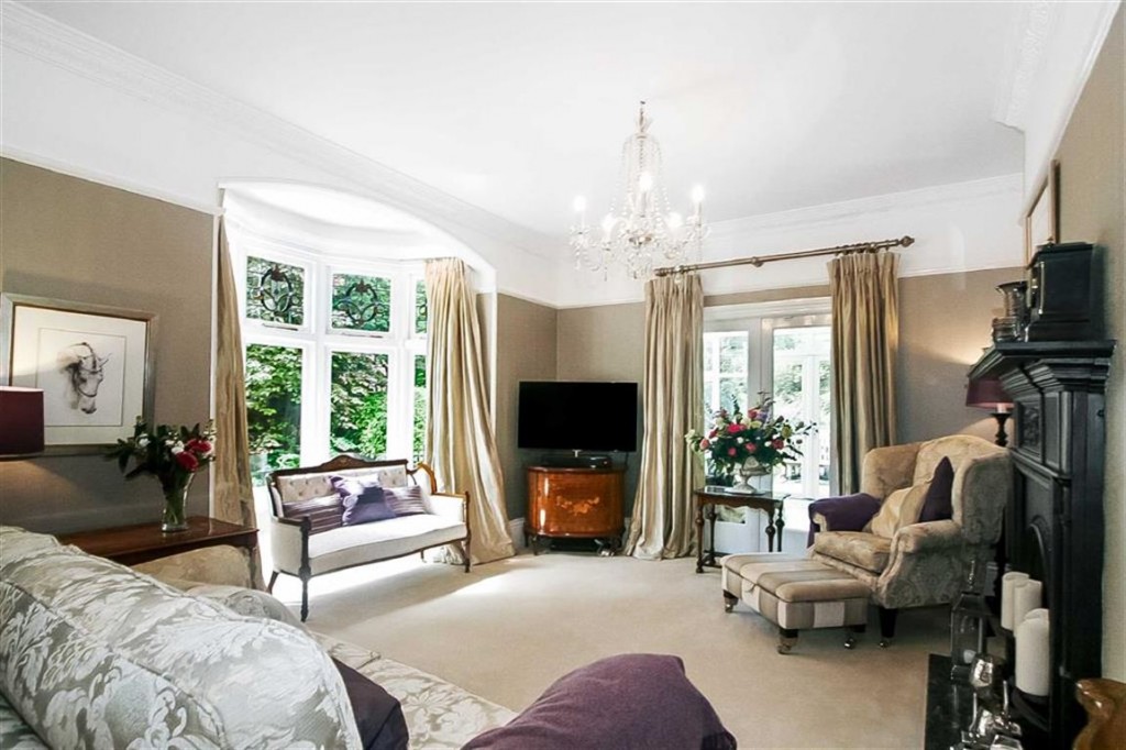 Images for Croham Manor Road, Croham Hurst, South Croydon, Surrey EAID:SHINEROCKSPAPI BID:1