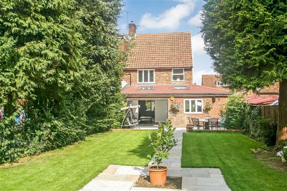 3 bedroom semi detached house for sale in South Wallington