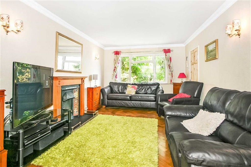 Images for Coningsby Road, South Croydon, Surrey EAID:SHINEROCKSPAPI BID:1