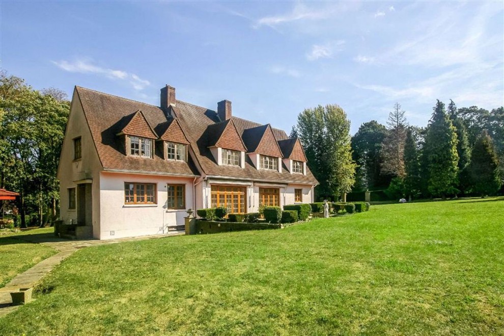 5 bedroom House Detached for sale in b Estate, Purley