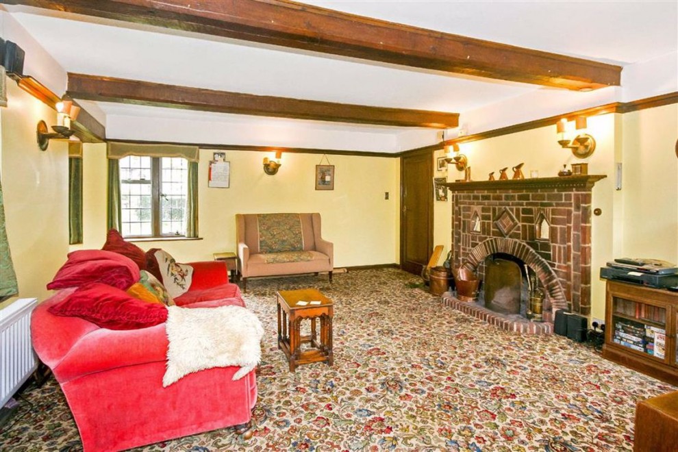 4 bedroom House Detached for sale in Whitgift Estate, East Croydon