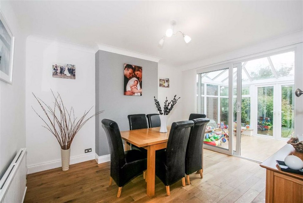 3 bedroom semi detached house for sale in Shirley, Croydon
