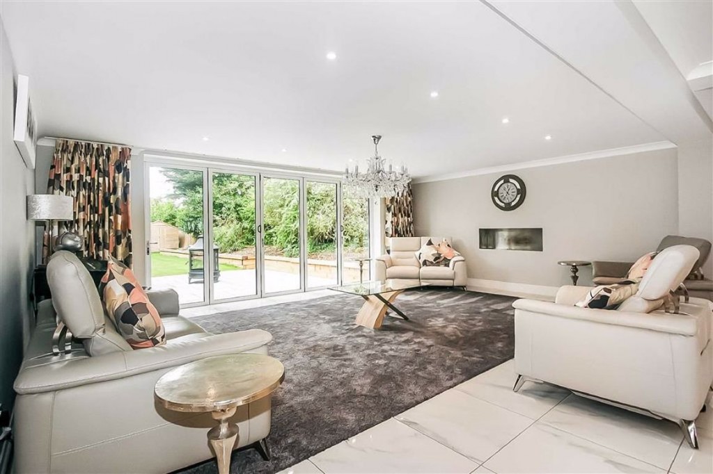 Images for Sanderstead Hill, Sanderstead, South Croydon, Surrey EAID:SHINEROCKSPAPI BID:1