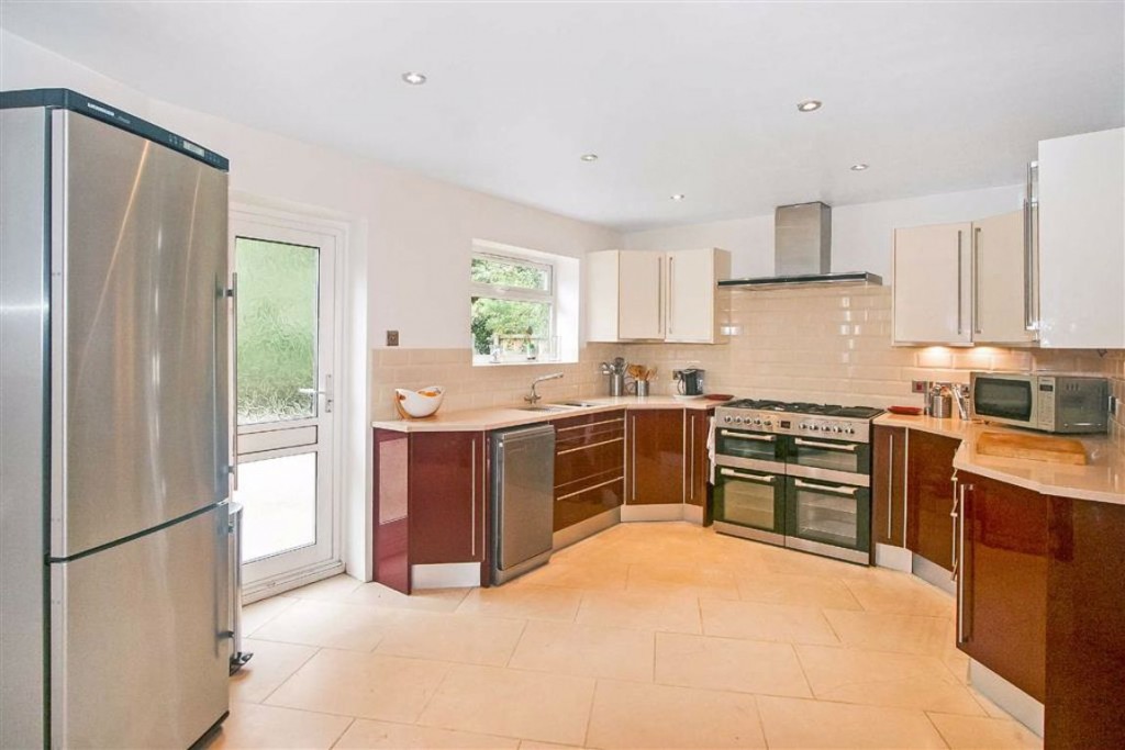 Images for Glenn Avenue, Purley, Surrey EAID:SHINEROCKSPAPI BID:1