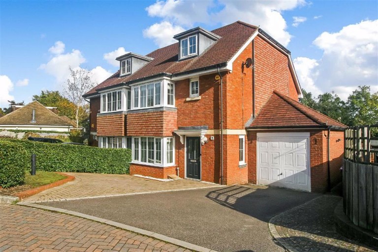 Woodfield Close, Coulsdon, Surrey - EAID:SHINEROCKSPAPI, BID:1