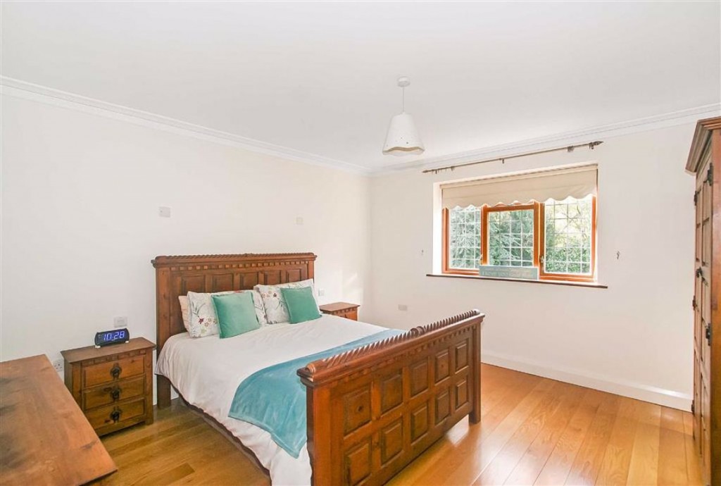 Images for Foxley Lane, West Purley, Surrey EAID:SHINEROCKSPAPI BID:1