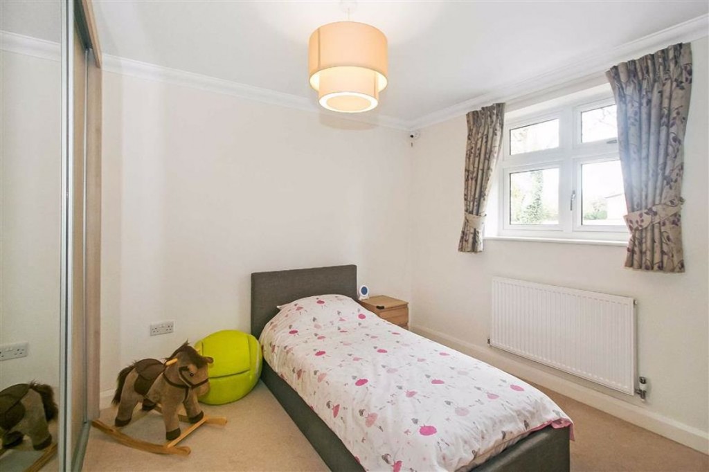 Images for Oscar Close, Purley, Surrey EAID:SHINEROCKSPAPI BID:1