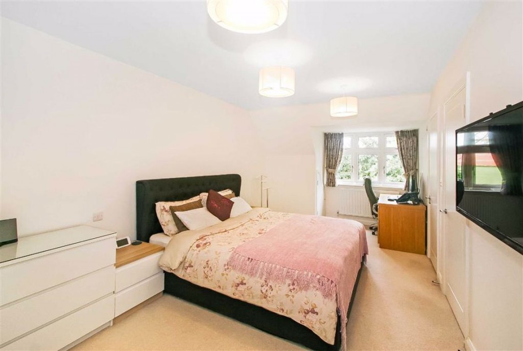 Images for Oscar Close, Purley, Surrey EAID:SHINEROCKSPAPI BID:1