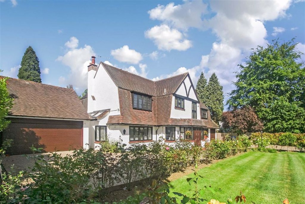 Images for Verulam Avenue, Woodcote Estate, Purley, Surrey EAID:SHINEROCKSPAPI BID:1