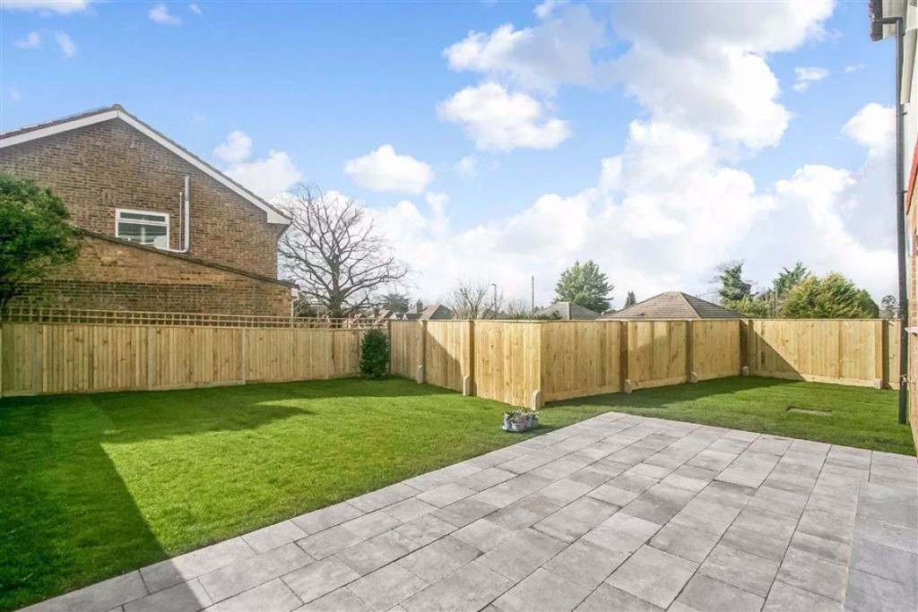 Images for Upper Selsdon Road, SouthCroydon EAID:SHINEROCKSPAPI BID:1
