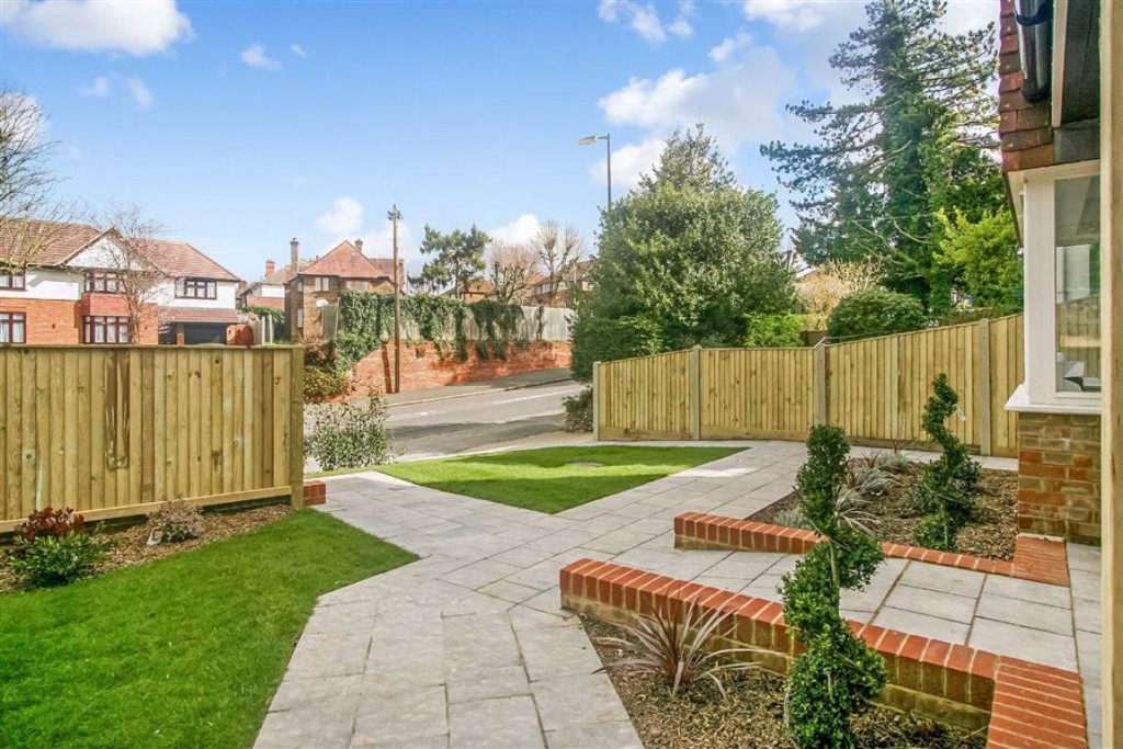 Images for Upper Selsdon Road, SouthCroydon EAID:SHINEROCKSPAPI BID:1