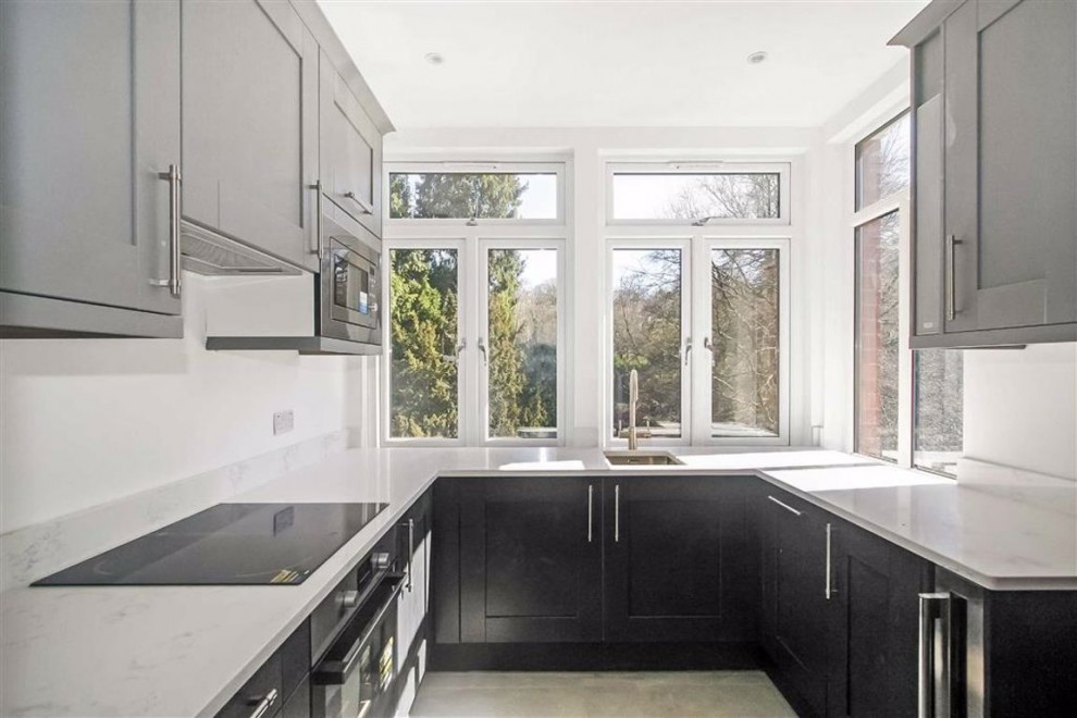 2 bedroom New Apartment Conversion for sale in Sanderstead, South Croydon
