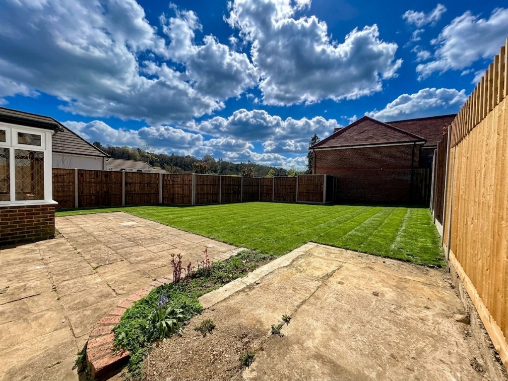 Images for Chipstead Way, Banstead, SM7 EAID:4238971326 BID:111a20da-ac98-4726-afab-e685f1b287bd