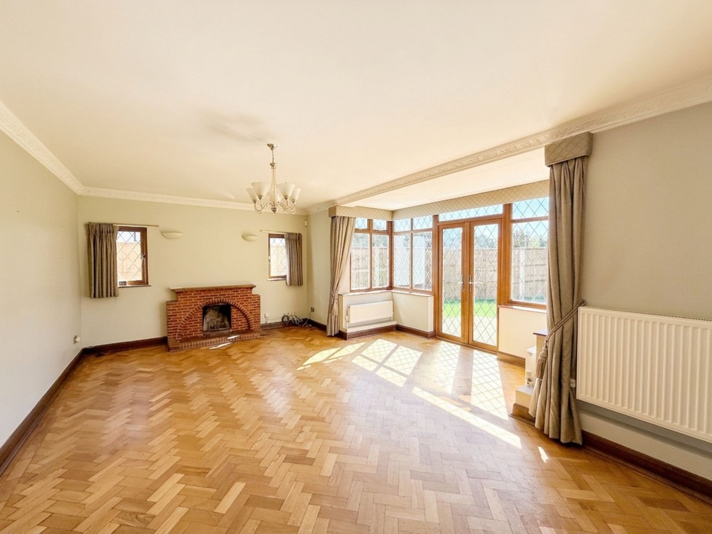 Images for Chipstead Way, Banstead, SM7 EAID:4238971326 BID:111a20da-ac98-4726-afab-e685f1b287bd