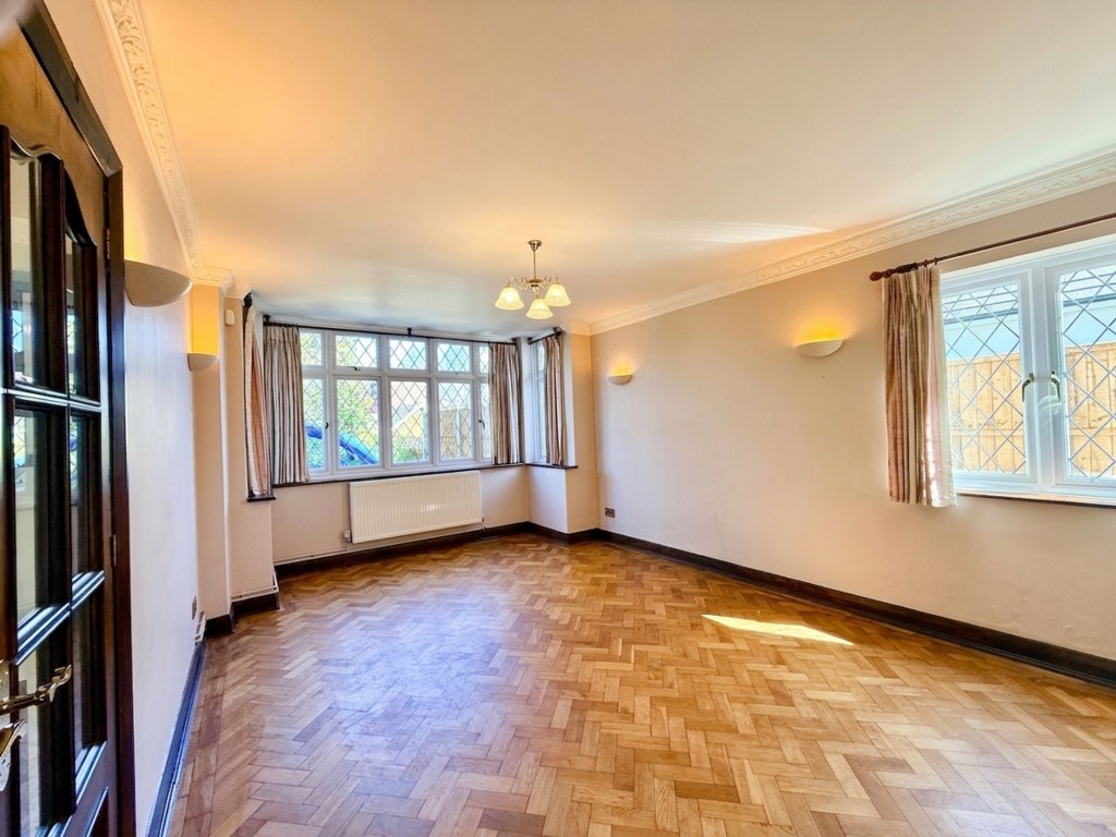 Images for Chipstead Way, Banstead, SM7 EAID:4238971326 BID:111a20da-ac98-4726-afab-e685f1b287bd