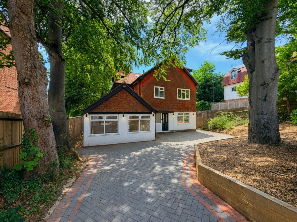 Images for Russell Hill, Purley, CR8 EAID:4238971326 BID:111a20da-ac98-4726-afab-e685f1b287bd