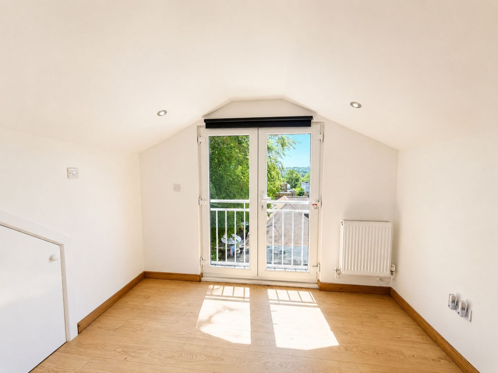 Images for Russell Hill, Purley, CR8 EAID:4238971326 BID:111a20da-ac98-4726-afab-e685f1b287bd
