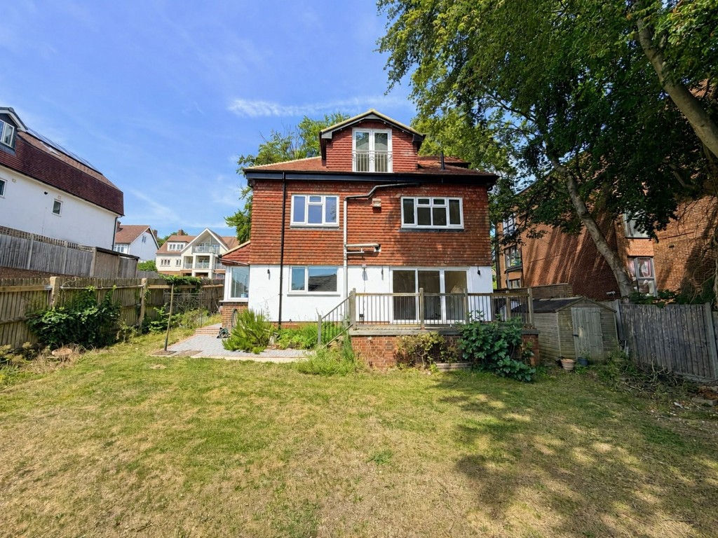 Images for Russell Hill, Purley, CR8 EAID:4238971326 BID:111a20da-ac98-4726-afab-e685f1b287bd