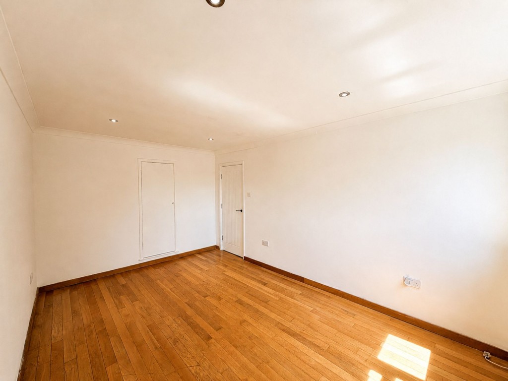 Images for Russell Hill, Purley, CR8 EAID:4238971326 BID:111a20da-ac98-4726-afab-e685f1b287bd