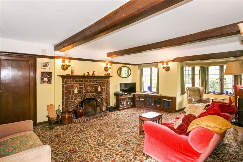 4 bedroom House Detached for sale in Whitgift Estate, East Croydon